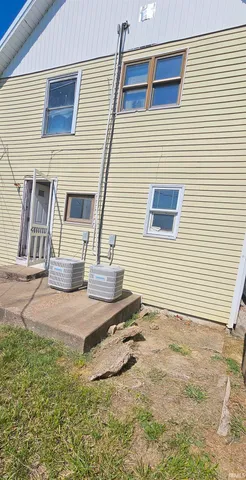 $99,900 | 1114-1116 West Illinois Street, Evansville, IN 47710