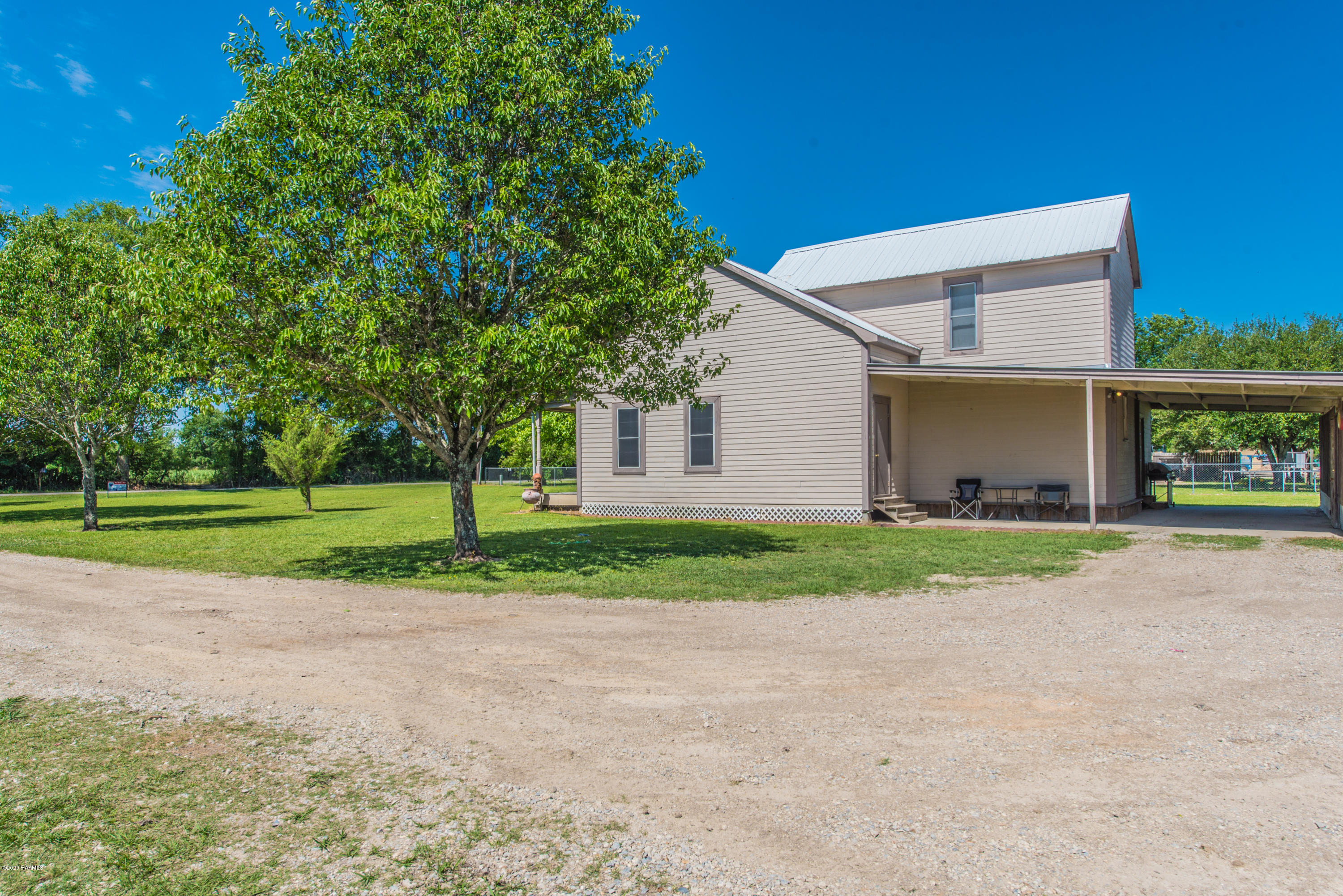219 Arthur Daigle Loop Church Point, LA 70525 - Photo 10 of 37 Gallery Image 10