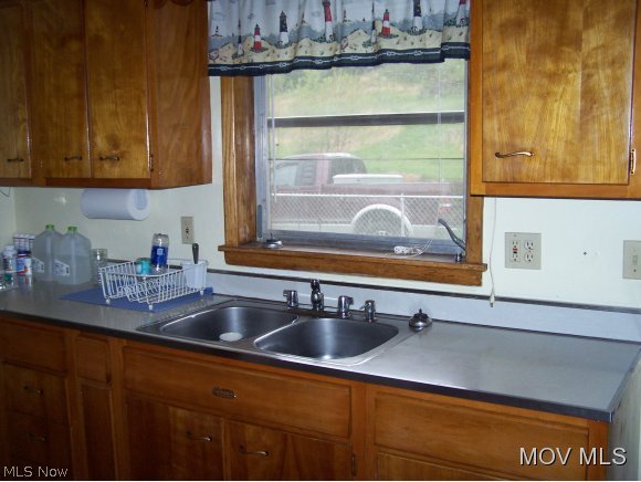 3514 Charleston Road Spencer, WV 25276 - Photo 5 of 11