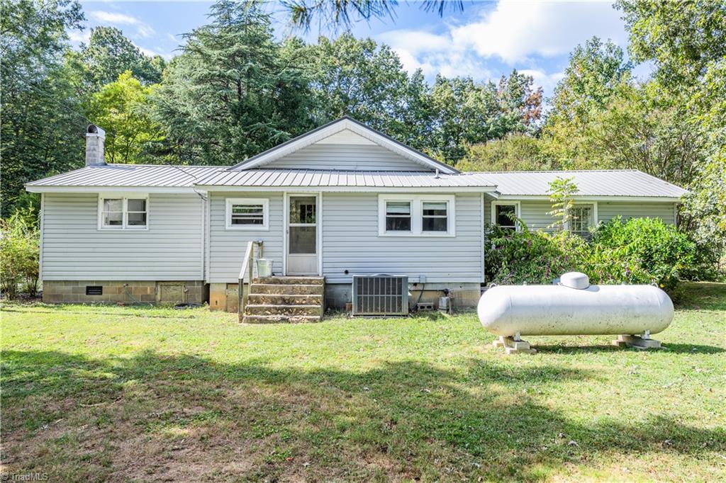 6781 Erect Road Seagrove, NC 27341 - Photo 28 of 48