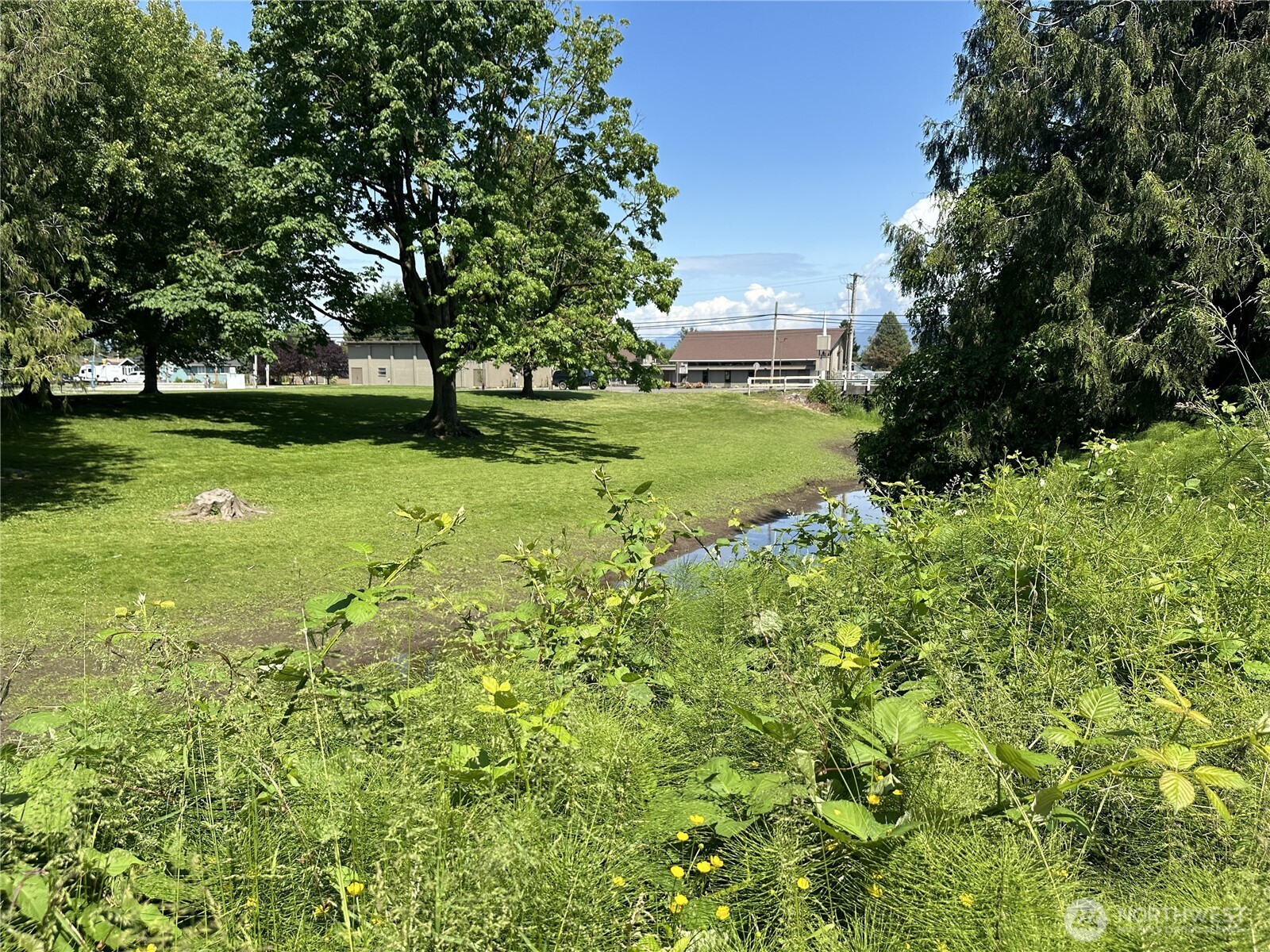 124 Columbia Street Sumas, WA 98295 - Photo 4 of 7