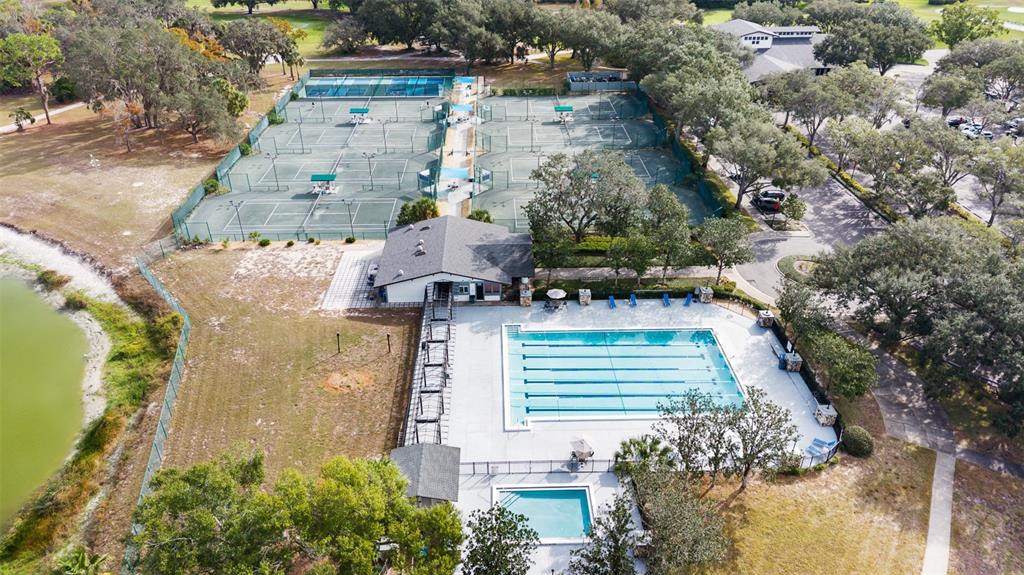 4906 Willow Ridge Terrace Valrico, FL 33596 - Photo 49 of 67 an aerial view of a house