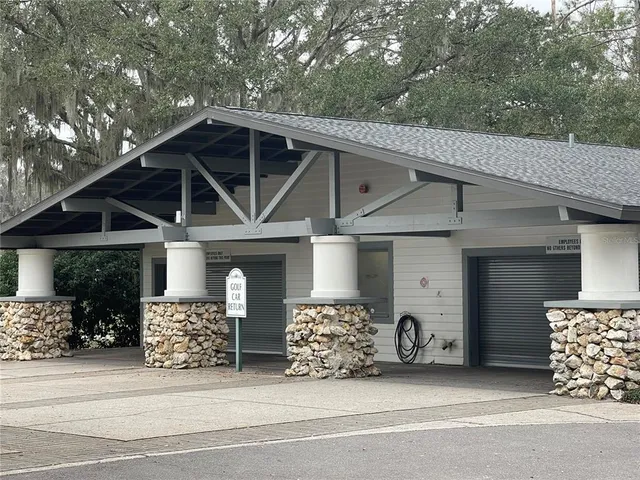 $465,000 | 4906 Willow Ridge Terrace, Valrico, FL 33596