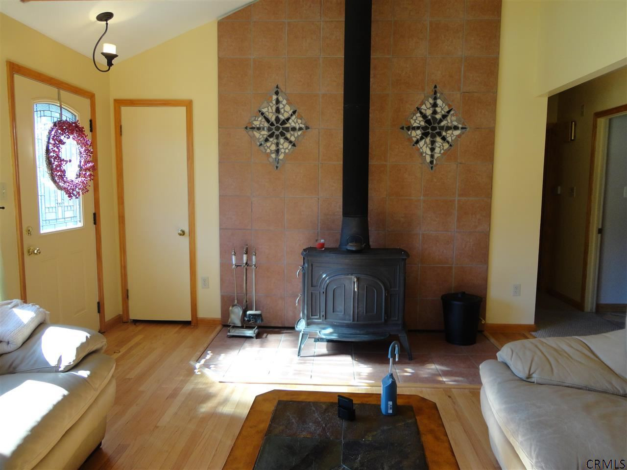 10 Roberts Road Waterford, NY 12188 - Photo 4 of 21 Photo 4
