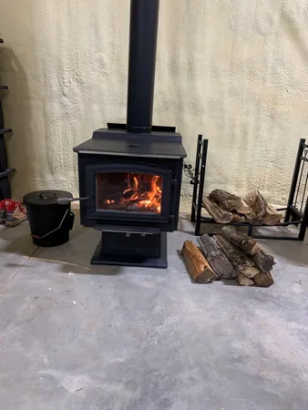 a view of a storage & utility room
