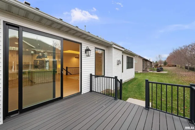 $649,000 | 5188 South Richmond Circle, Bettendorf, IA 52722