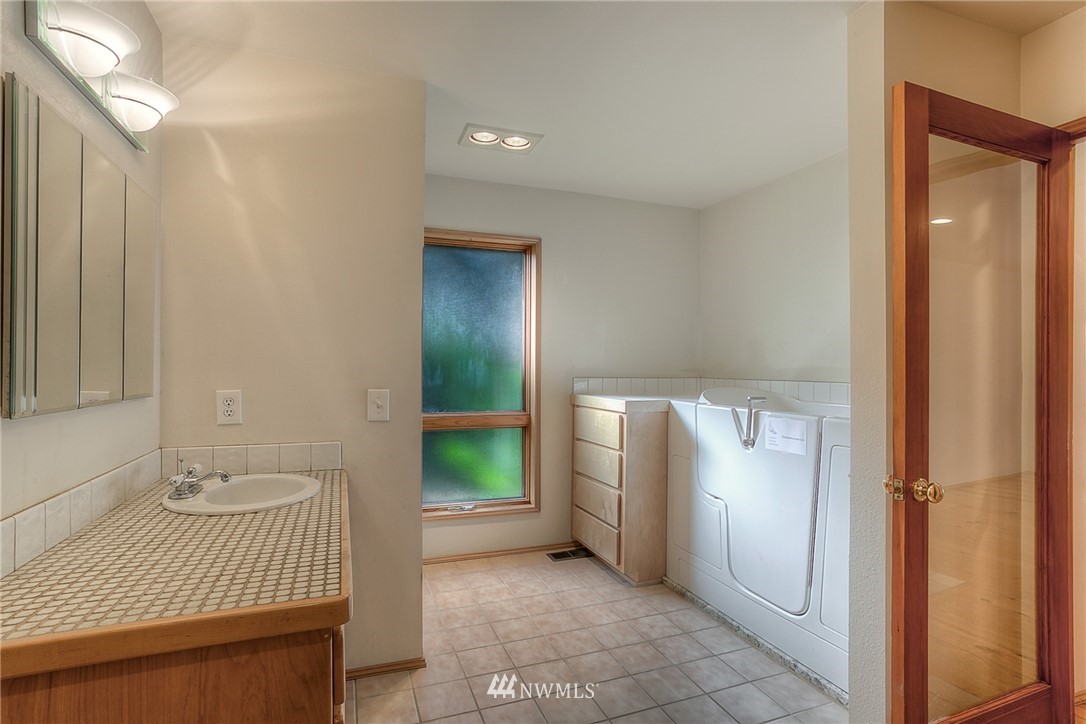 388 Coddington Road Coupeville, WA 98239 - Photo 22 of 23 Gallery Image 22