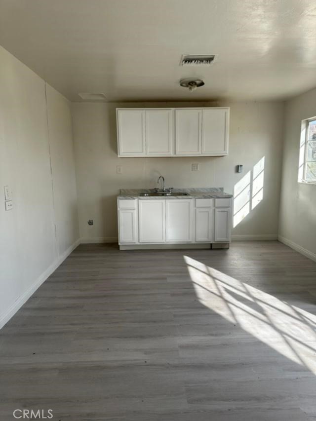 451 West Yermo Road, Unit B Yermo, CA 92398 - Photo 2 of 6 Kitchen