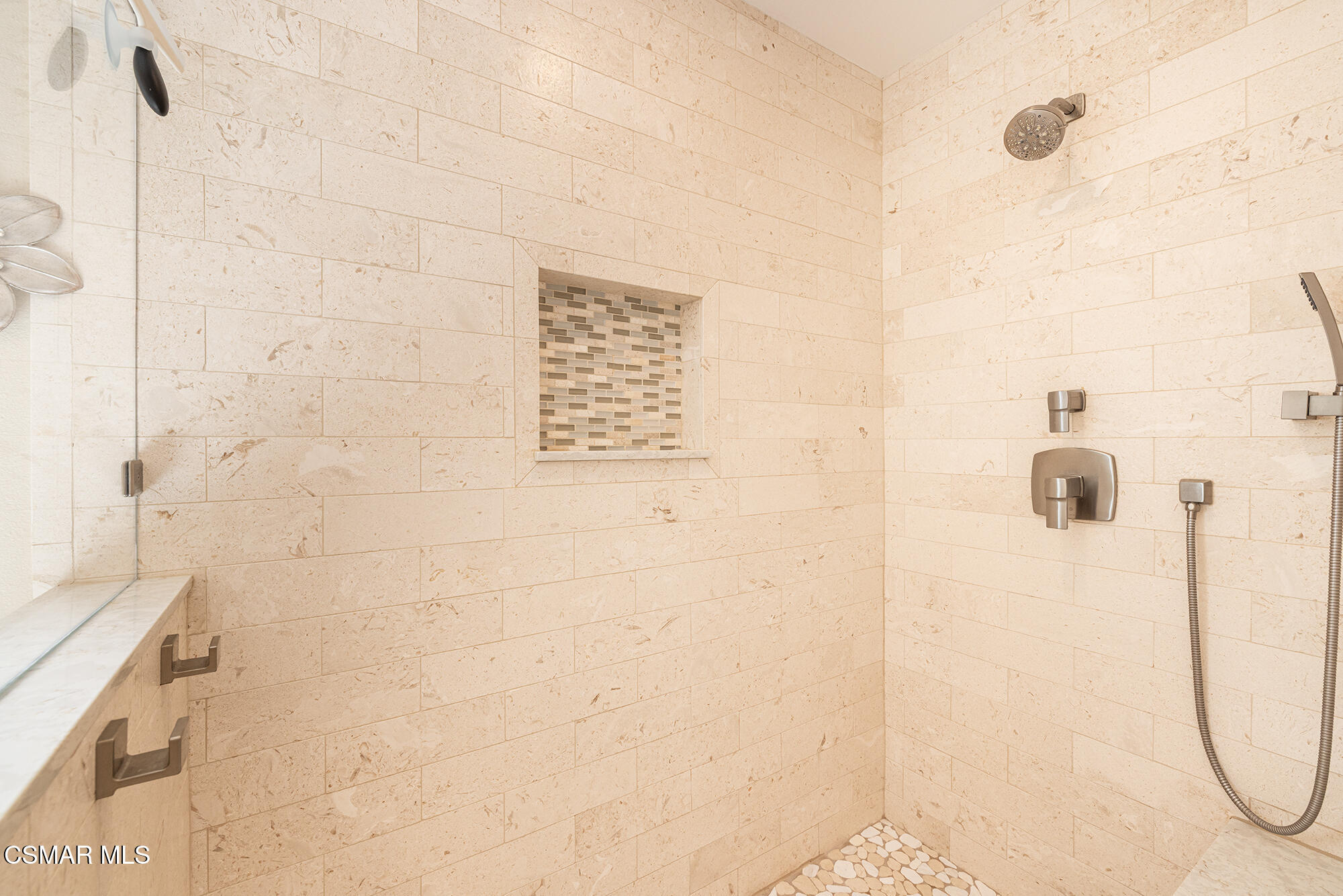 896 Weaver Street Simi Valley, CA 93065 - Photo 16 of 26 Weaver16