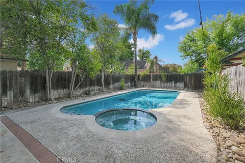 $769,900 | 628 West Fern Avenue, Redlands, CA 92373