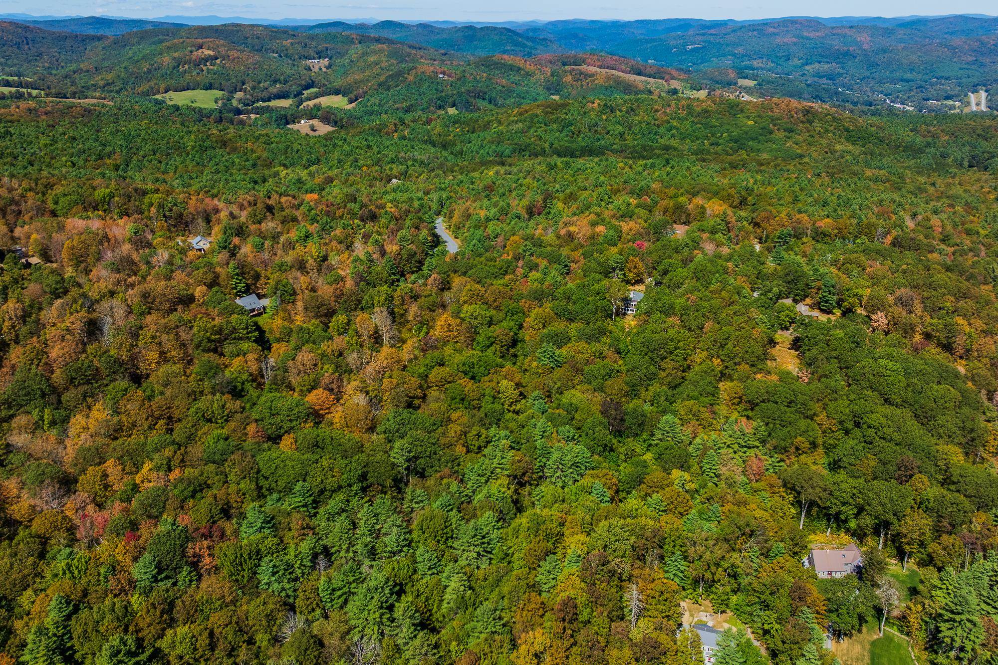 5268 Willard Road, Unit 5268 Quechee, VT 05059 - Photo 18 of 29