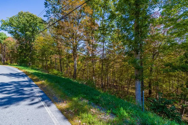 $299,000 | 5268 Willard Road, Unit 5268, Quechee, VT 05059