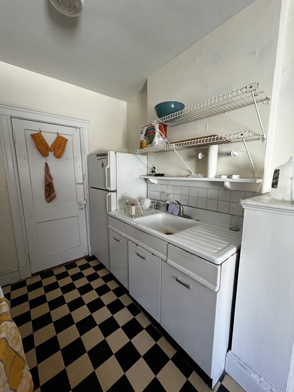 97 Chester Street, Unit B2 Boston, MA 02134 - Photo 5 of 9