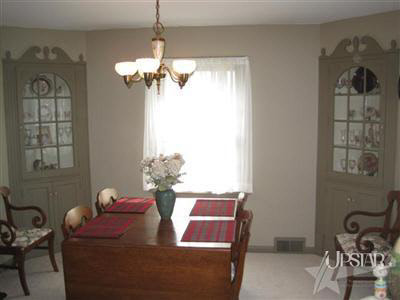 1665 Cherokee Road Fort Wayne, IN 46808 - Photo 4 of 25