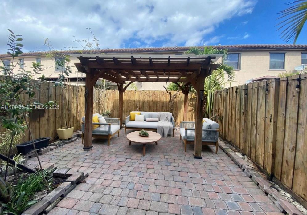 11543 Southwest 248th Lane Homestead, FL 33032 - Photo 12 of 32 a view of hotel and patio