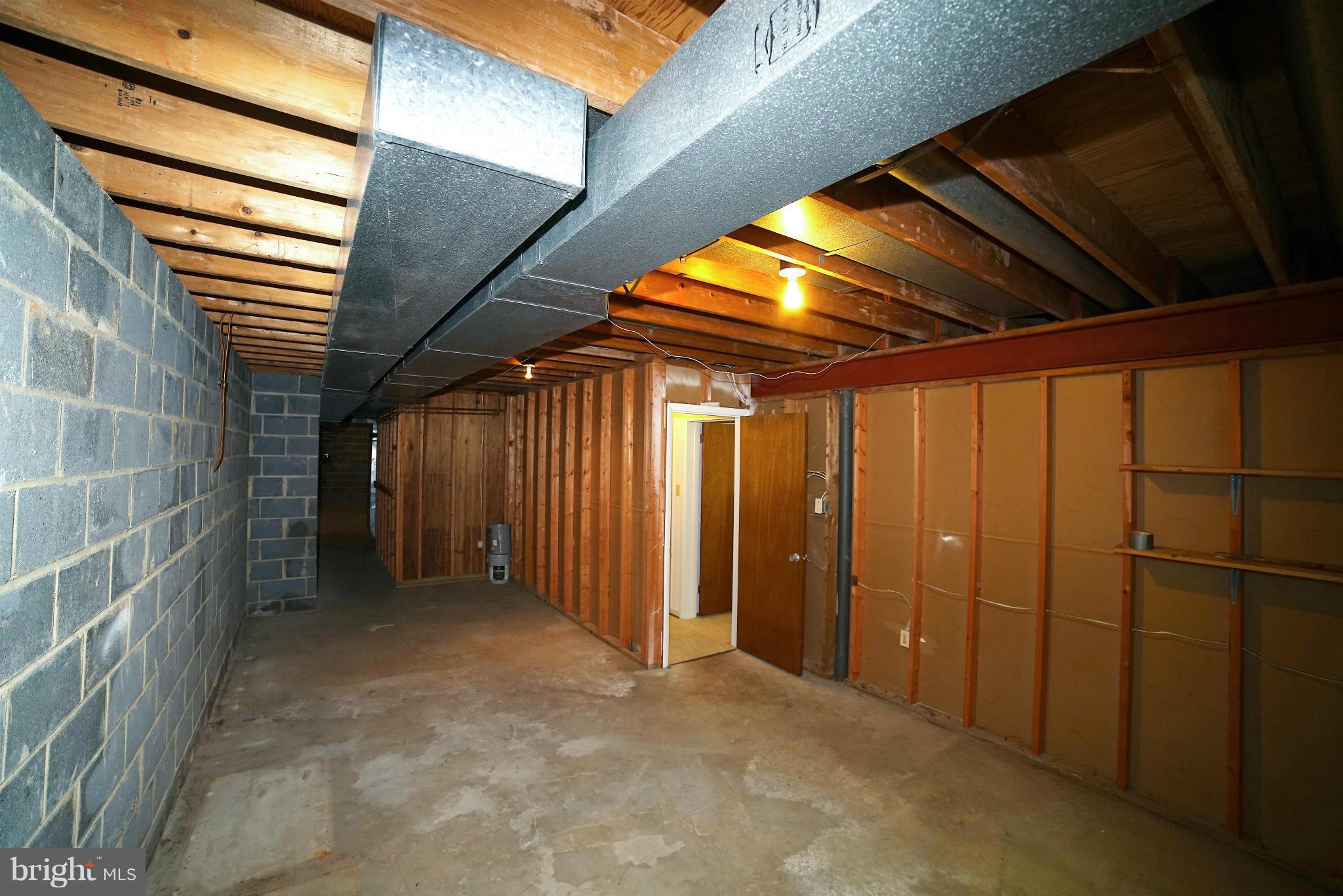 2108 Lirio Court Reston, VA 20191 - Photo 16 of 20 Basement