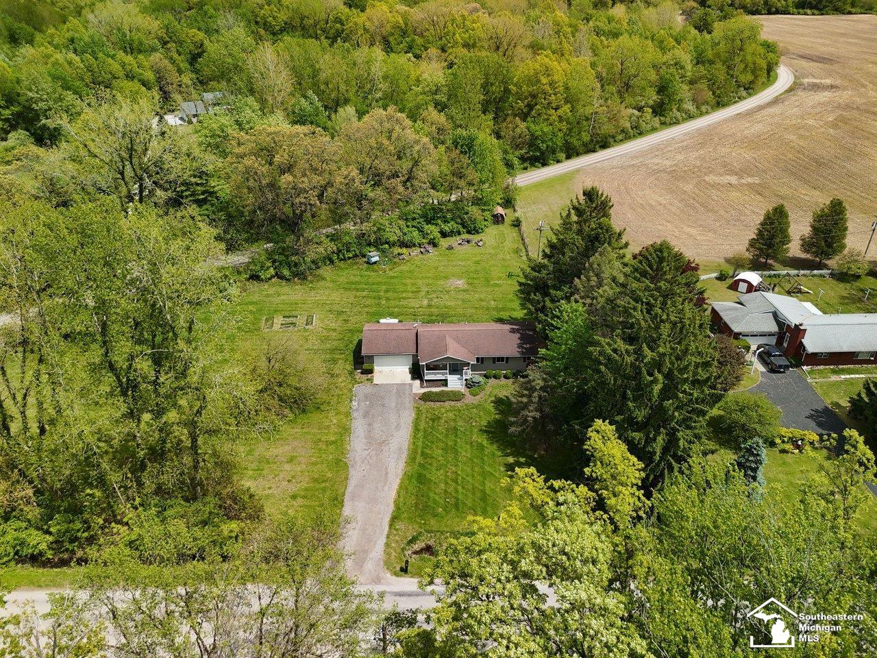 2037 Meanwell Road Dundee, MI 48131 - Photo 40 of 54