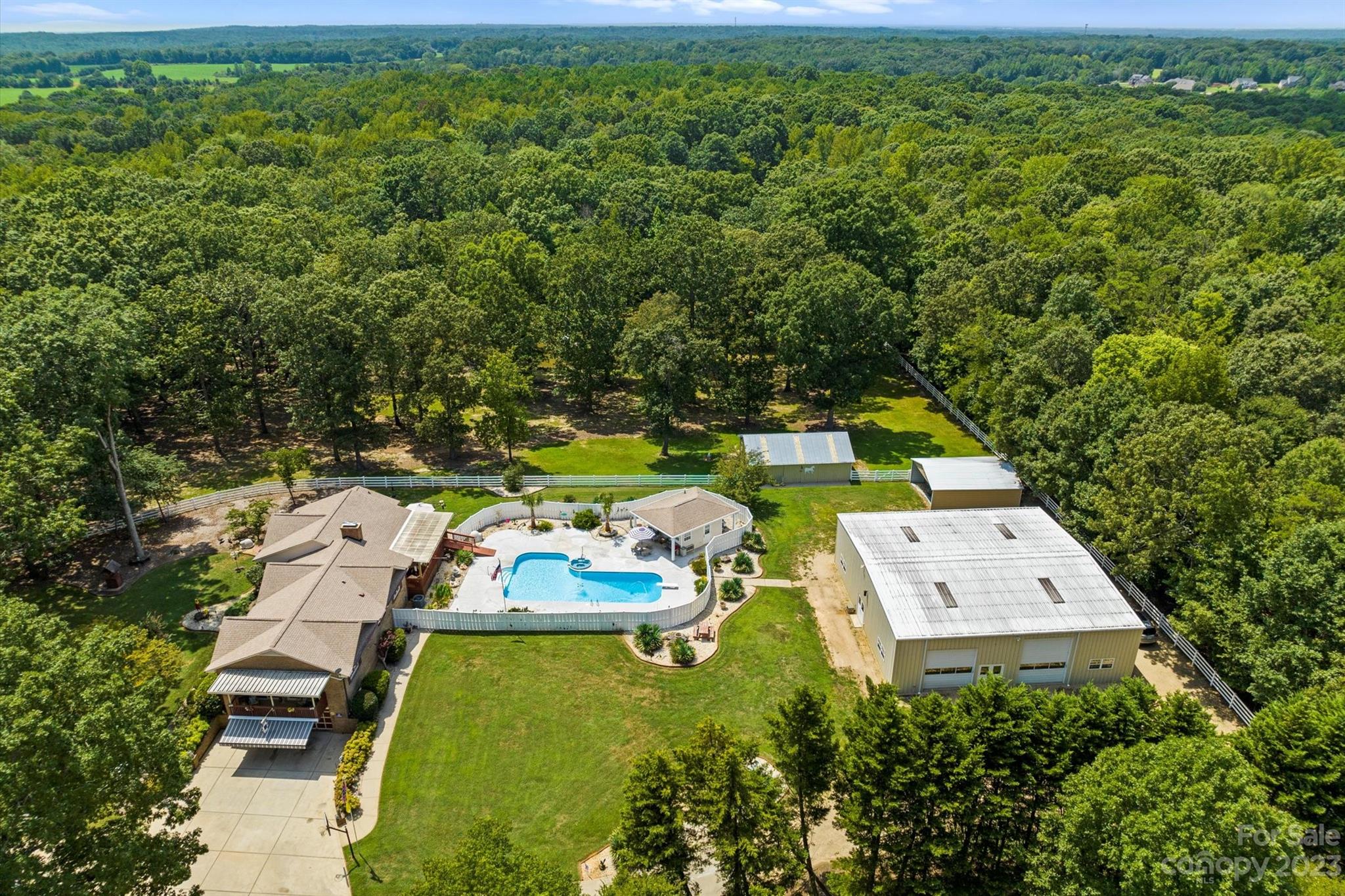 2908 Valley Farm Road Waxhaw, NC 28173 - Photo 5 of 48 Gallery Image 5