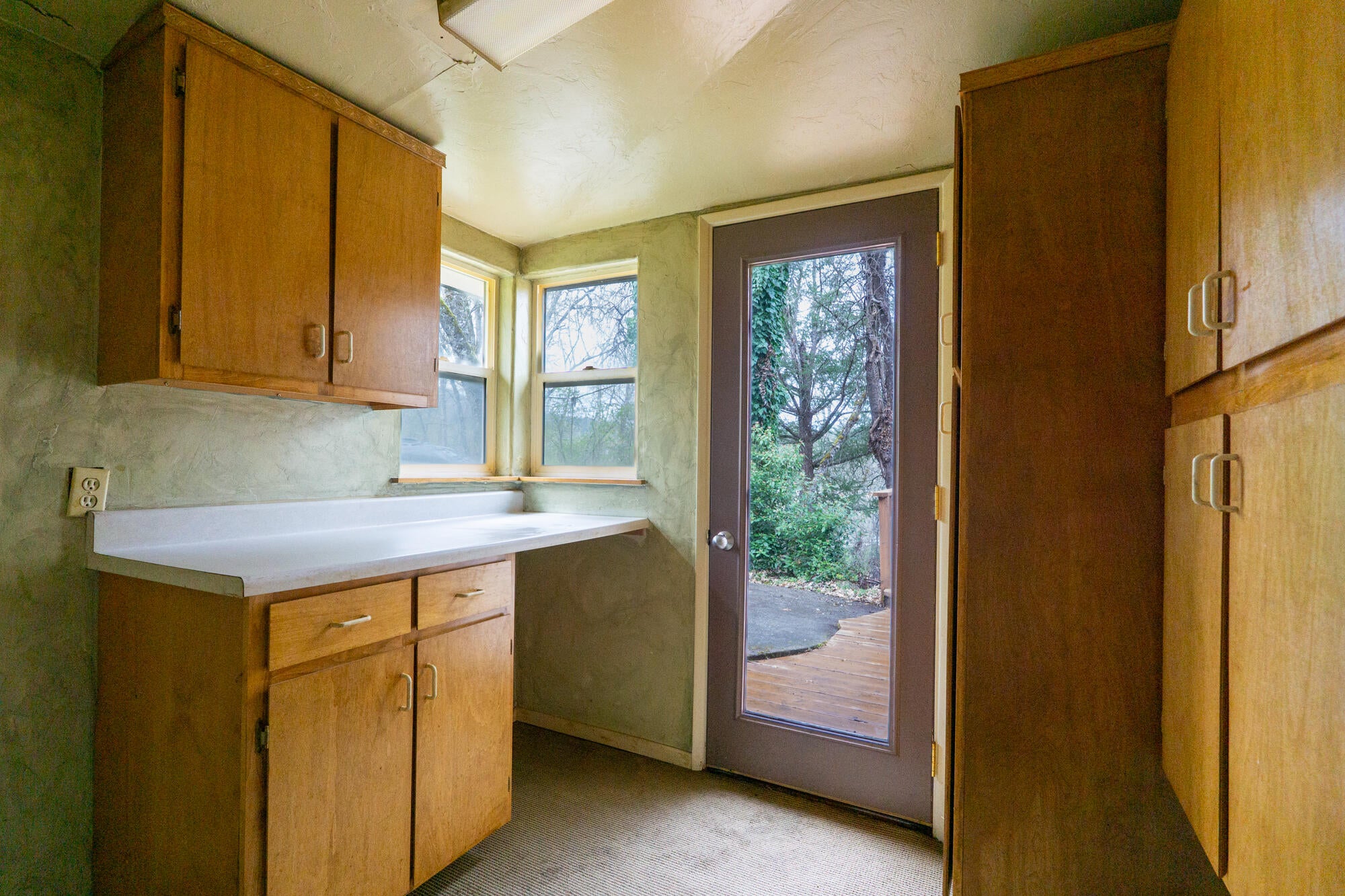 3631 Helms Road Grants Pass, OR 97527 - Photo 33 of 40 36
