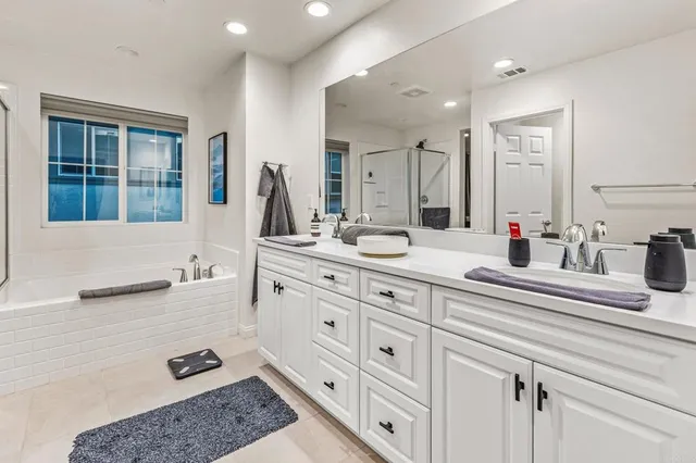 $840,000 | 506 Willowmore Street, Vista, CA 92081