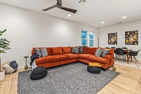 $840,000 | 506 Willowmore Street, Vista, CA 92081