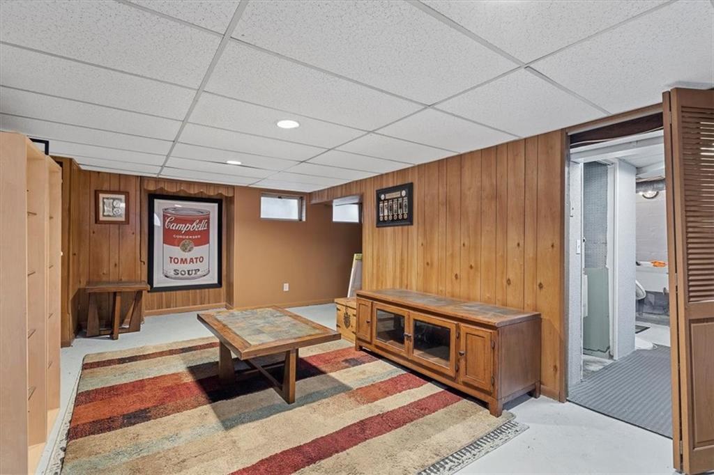 5971 Library Road Bethel Park, PA 15102 - Photo 19 of 24 Gallery Image 19