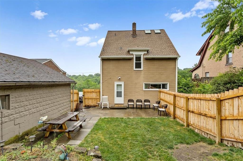 5971 Library Road Bethel Park, PA 15102 - Photo 20 of 24 Gallery Image 20