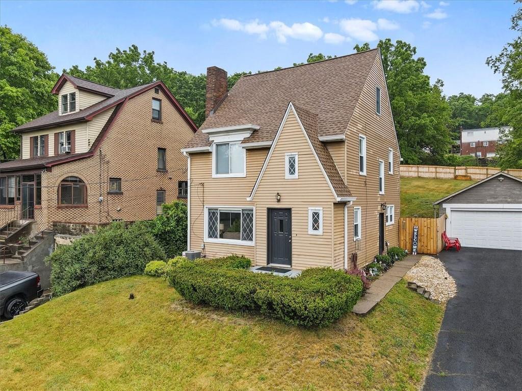 5971 Library Road Bethel Park, PA 15102 - Photo 2 of 24 Gallery Image 2