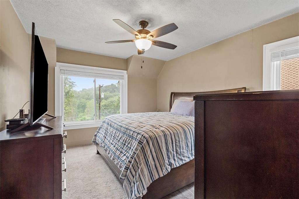 5971 Library Road Bethel Park, PA 15102 - Photo 10 of 24 Gallery Image 10