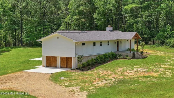 $349,900 | 2794 Simpson Highway, Mendenhall, MS 39114