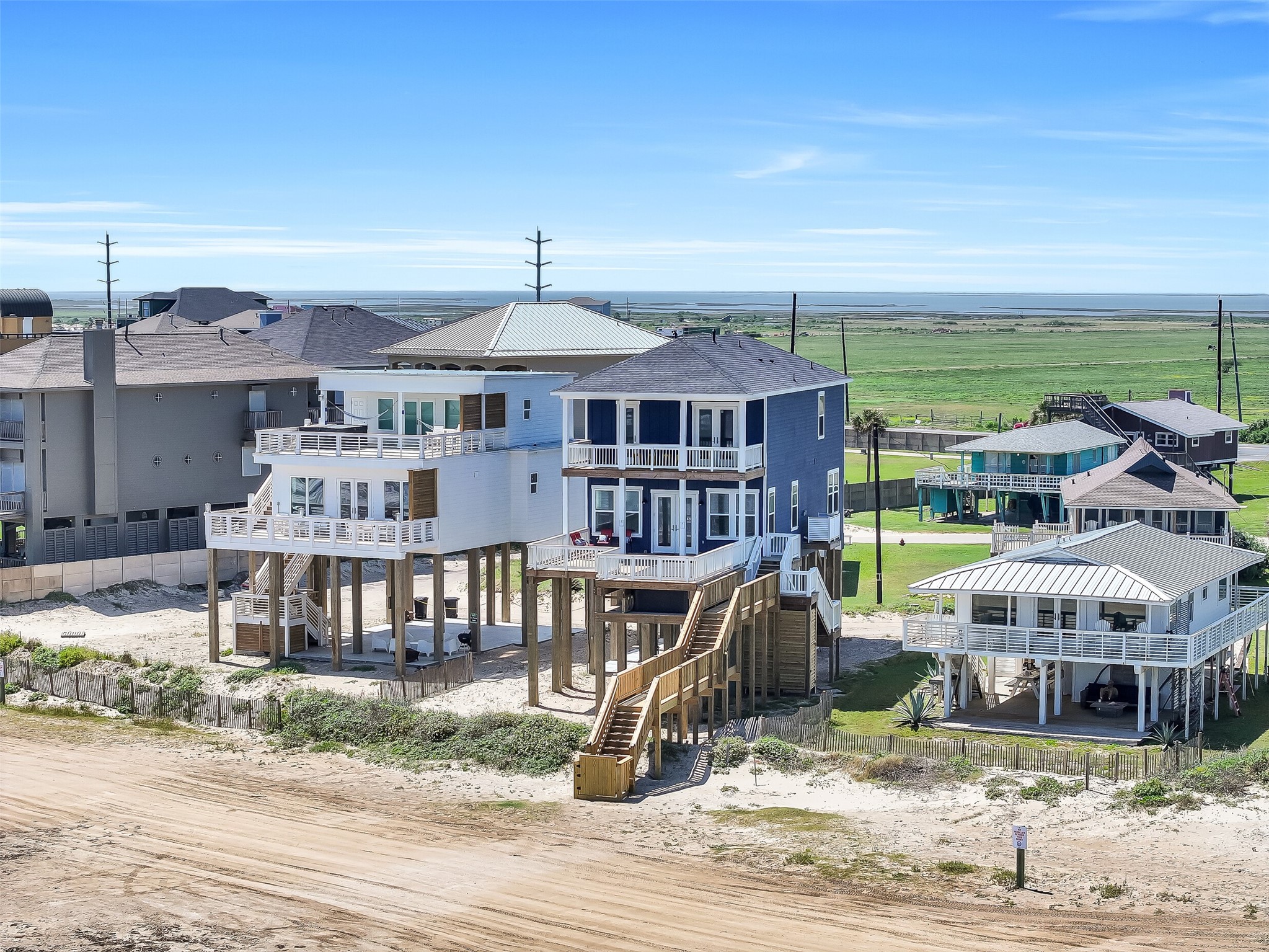 16728 West Beach Road Jamaica Beach, TX 77554 - Photo 5 of 46