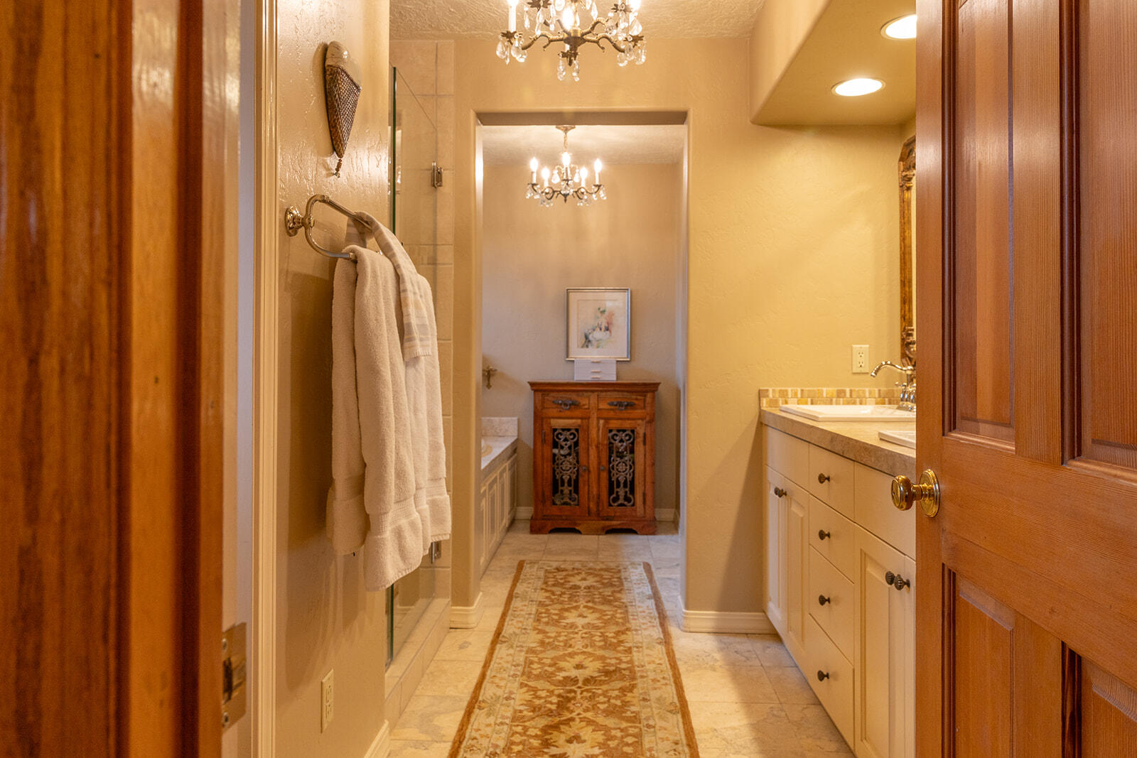 293 Indian Creek Road Hailey, ID 83333 - Photo 20 of 44 Primary Bathroom 0384