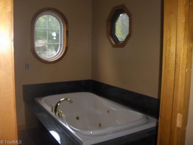 1391 Owen Road Lexington, NC 27292 - Photo 8 of 10 Gallery Image 8