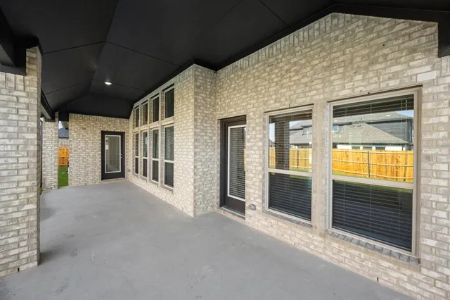 $612,409 | 1819 Fannin Drive, Cedar Hill, TX 75104