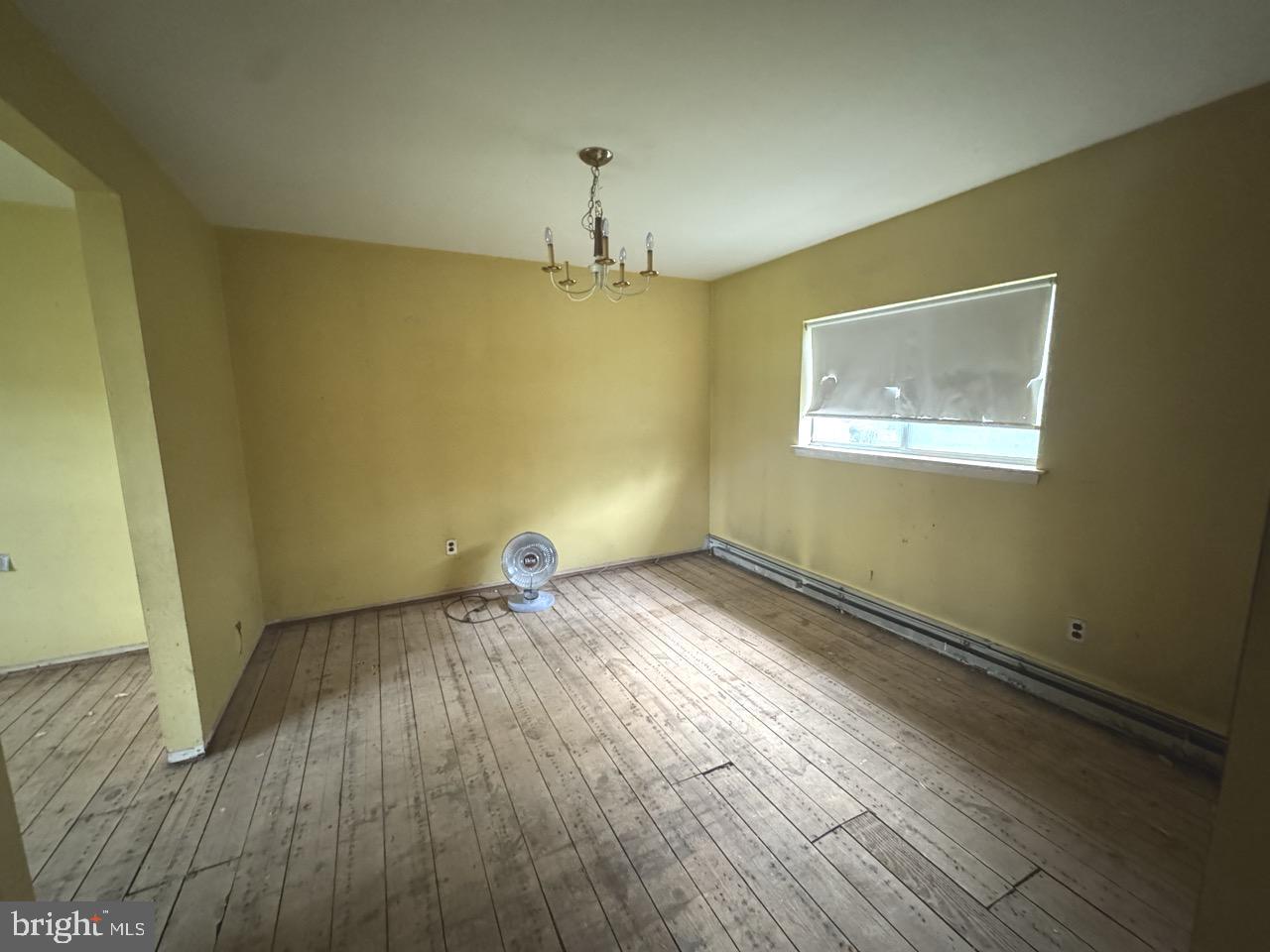 262 Centennial Road Warminster, PA 18974 - Photo 6 of 37 Dining Room