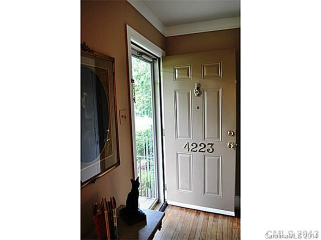 4223 Cheltenham Road, Unit 4223 Charlotte, NC 28211 - Photo 13 of 16 a view of an entryway with livingroom