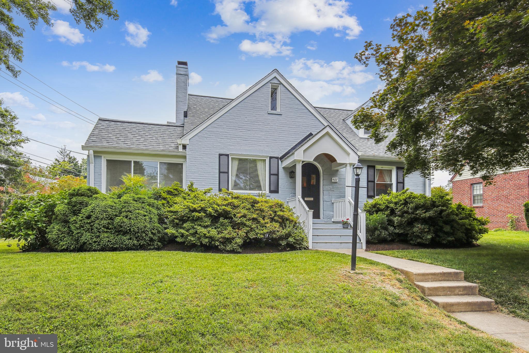 407 Lanark Way Silver Spring, MD 20901 - Photo 1 of 62 Welcome home!
