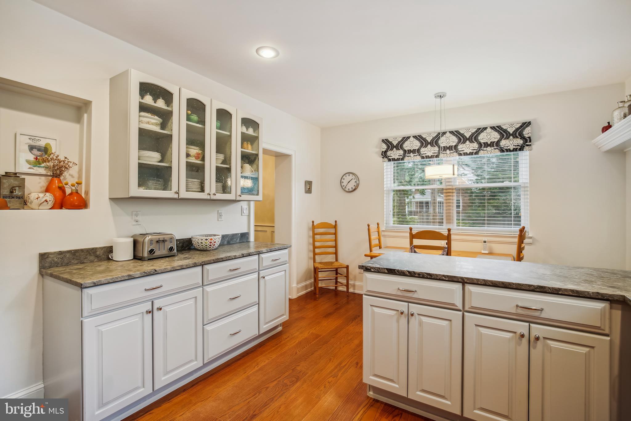 407 Lanark Way Silver Spring, MD 20901 - Photo 18 of 62 Glass detail in cabinetry