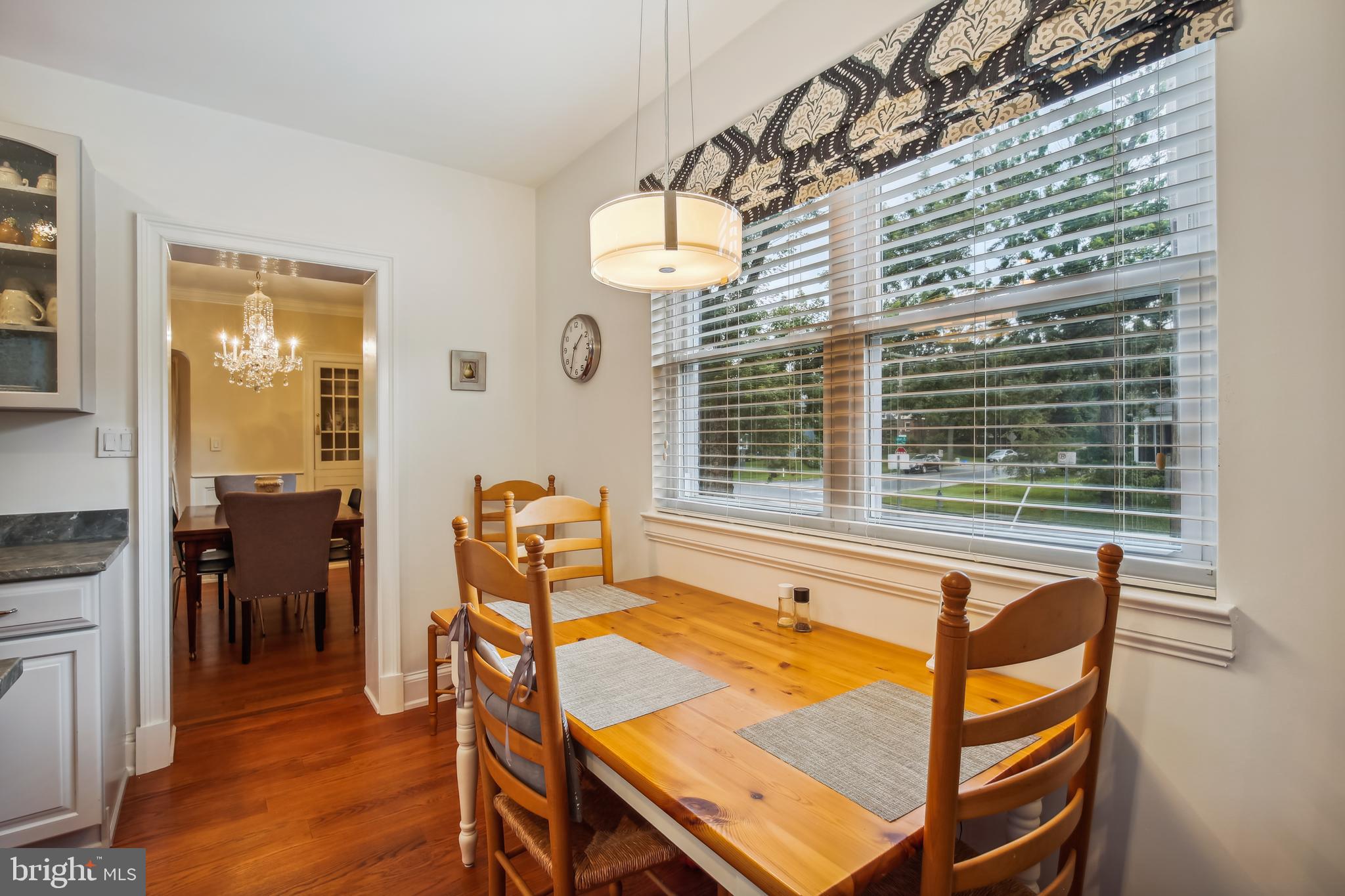 407 Lanark Way Silver Spring, MD 20901 - Photo 22 of 62 Naturally lit table area