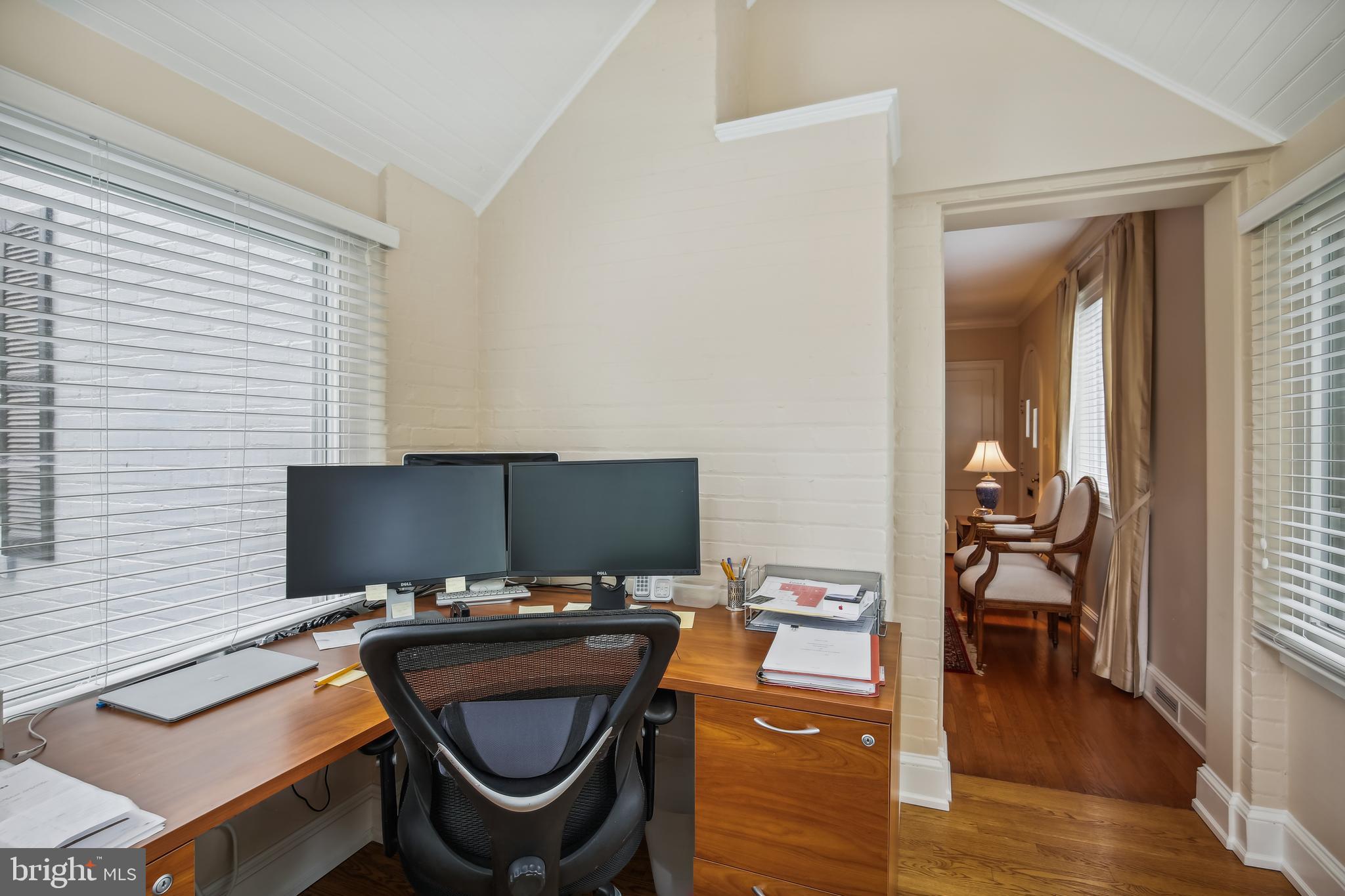 407 Lanark Way Silver Spring, MD 20901 - Photo 35 of 62 Spacious office