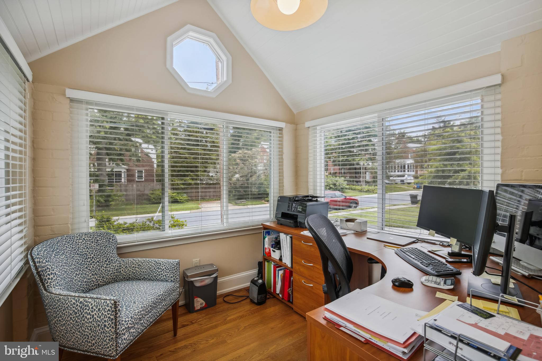 407 Lanark Way Silver Spring, MD 20901 - Photo 36 of 62 Main level office