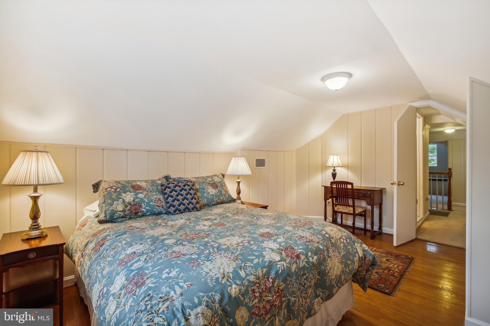 407 Lanark Way Silver Spring, MD 20901 - Photo 38 of 62 Upper level bedroom #3