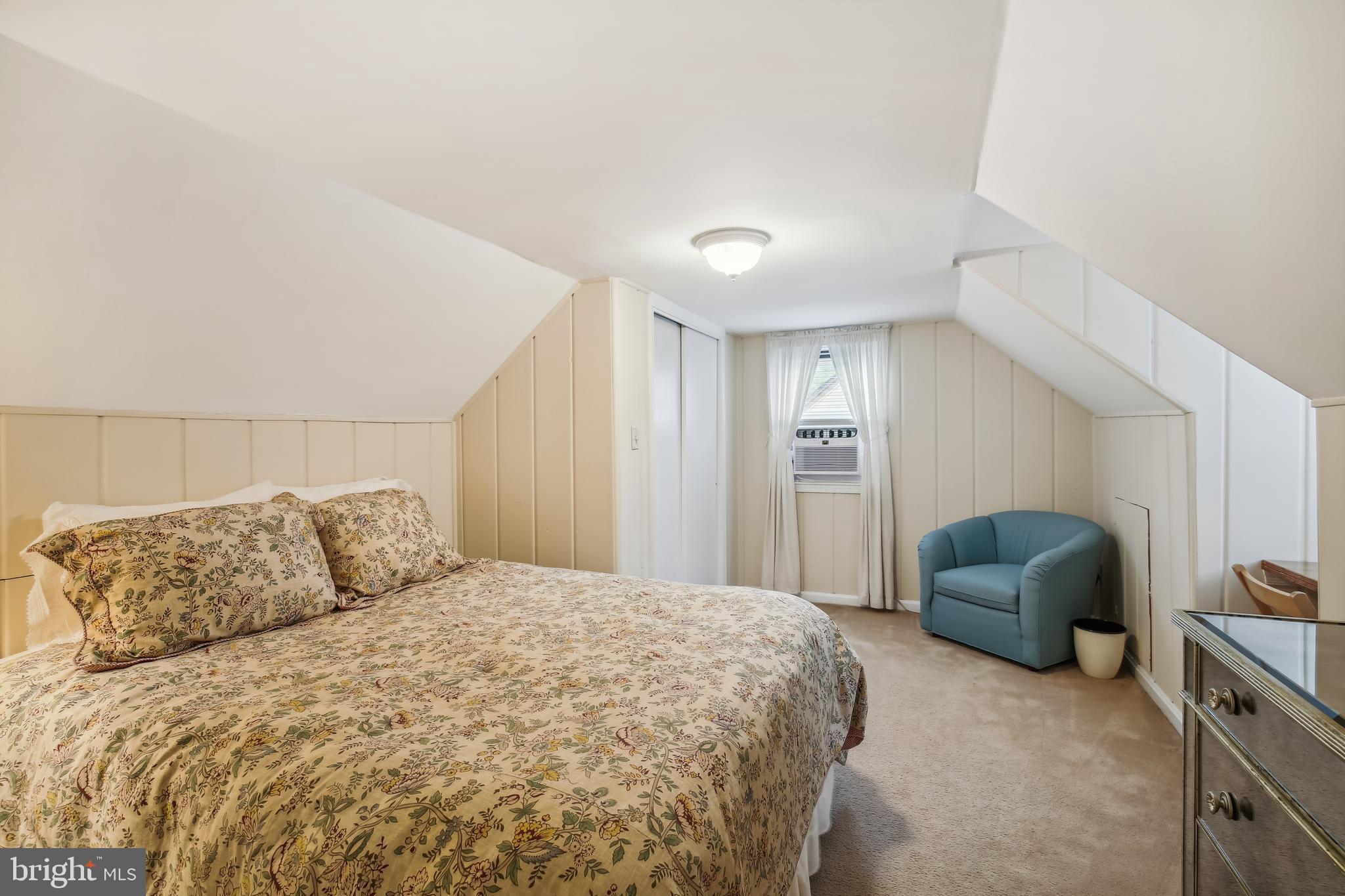 407 Lanark Way Silver Spring, MD 20901 - Photo 41 of 62 Upper level bedroom #4