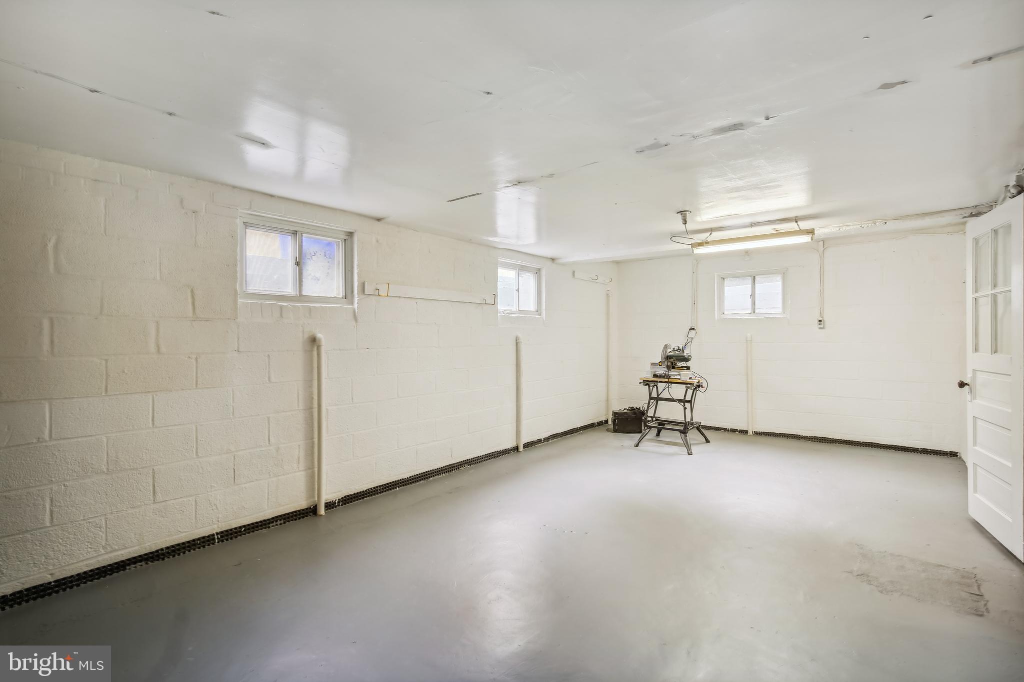 407 Lanark Way Silver Spring, MD 20901 - Photo 51 of 62 Large space - so many options!