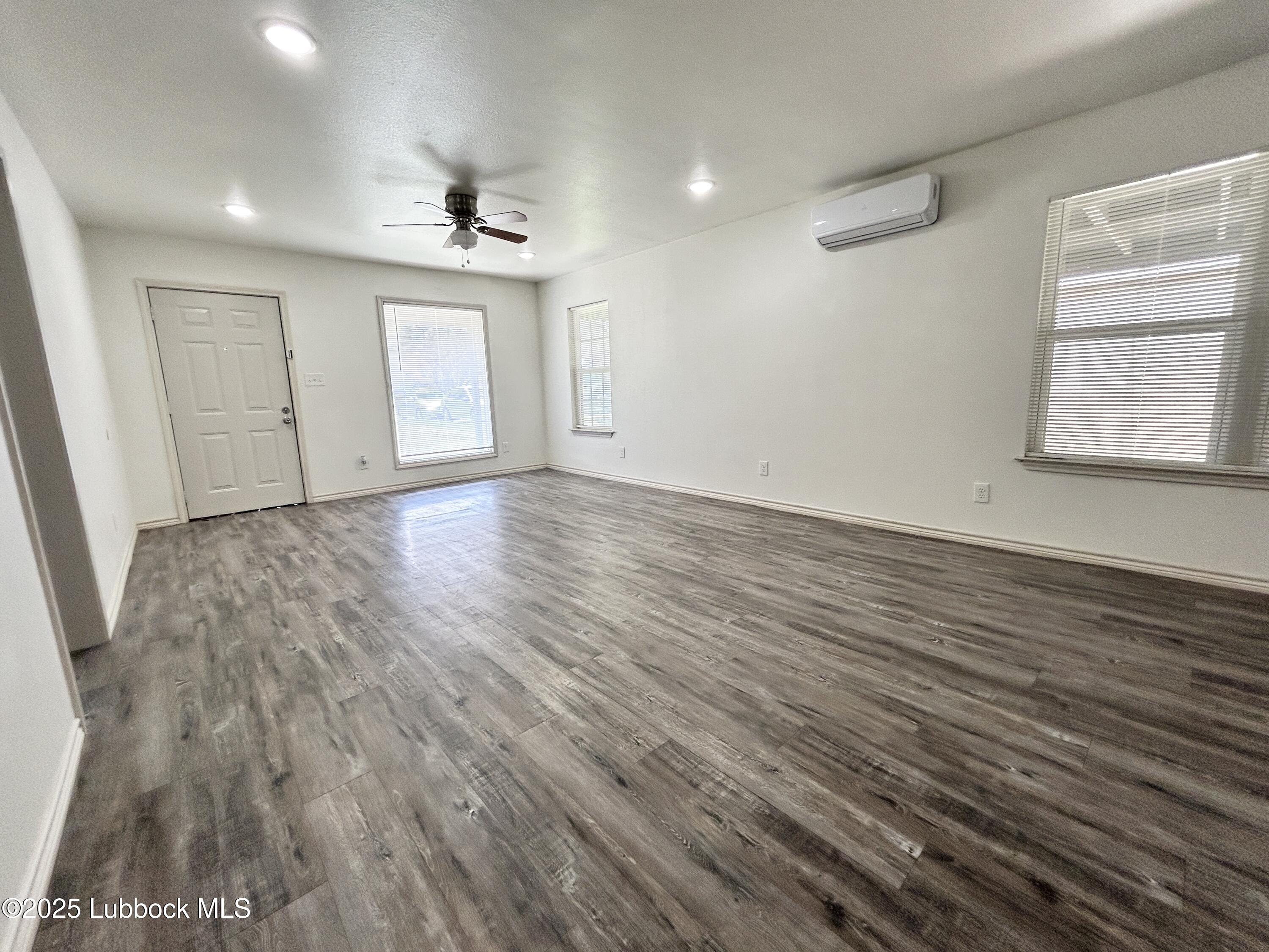 1912 21st Street Lubbock, TX 79411 - Photo 2 of 9 IMG_2795