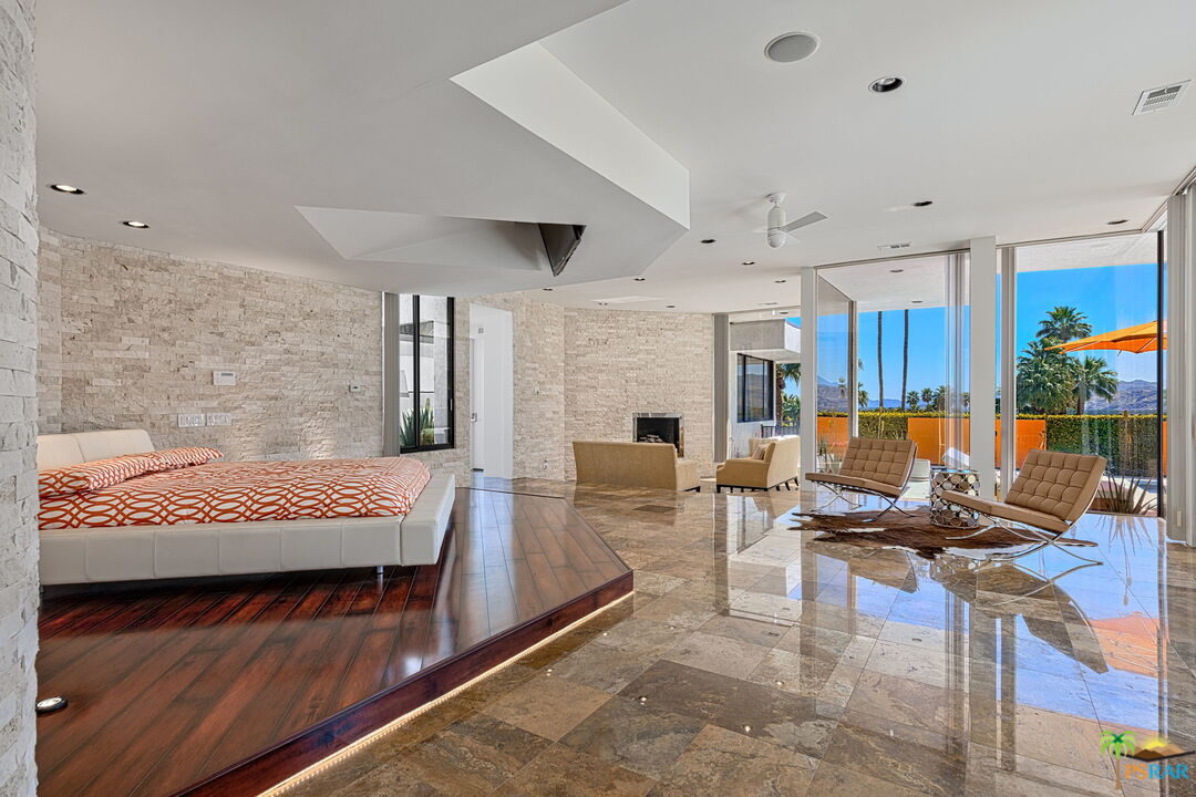 700 West Stevens Road Palm Springs, CA 92262 - Photo 33 of 54 a living room with furniture