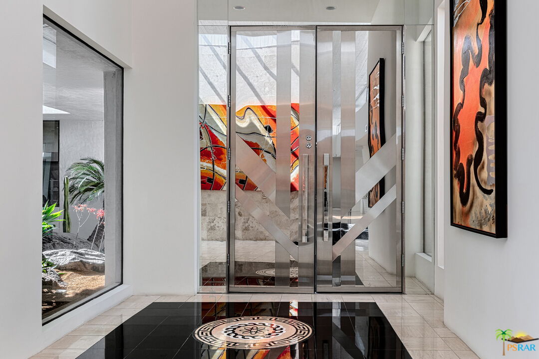 700 West Stevens Road Palm Springs, CA 92262 - Photo 8 of 54 a close view of a sink a bath tub and shower