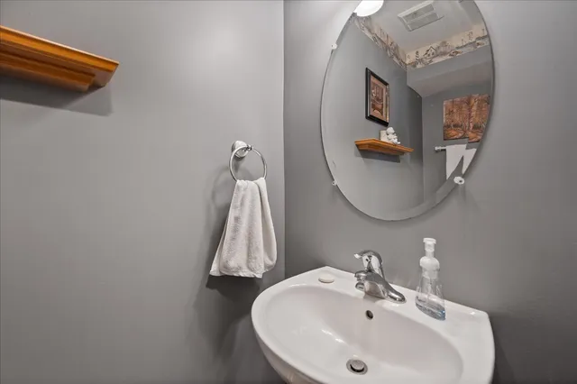 $345,000 | 111 Evergreen Drive, Kirkland, IL 60146