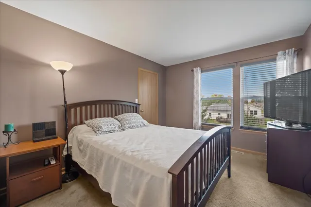 $345,000 | 111 Evergreen Drive, Kirkland, IL 60146