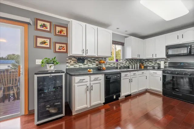 $345,000 | 111 Evergreen Drive, Kirkland, IL 60146